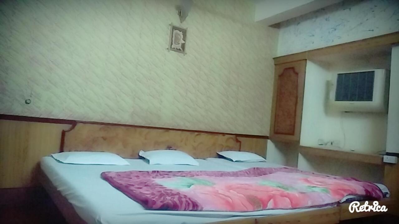 New Crown Hotel Indore Exterior photo