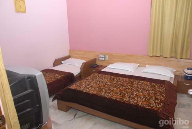 New Crown Hotel Indore Exterior photo